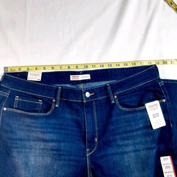 Levi Strauss Signature Jeans Women's 18M W34 L32 Mid-Rise Bootcut Dark Wash - Picture 8 of 12